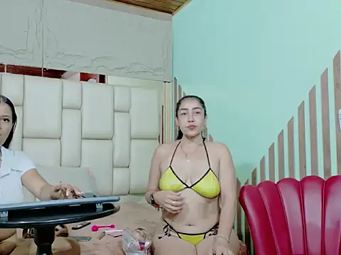 VikyANDfer online show from April 6, 12:50 pm