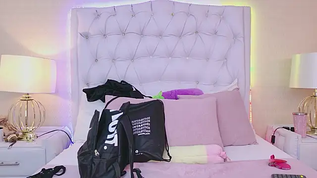 MeganRoseh online show from April 1, 7:22 pm