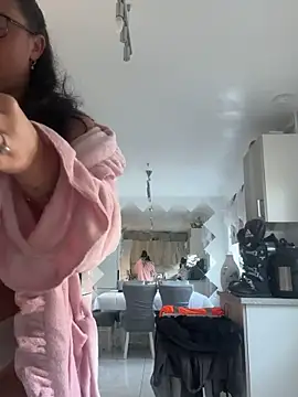 BunnyBallyX online show from March 18, 7:24 am