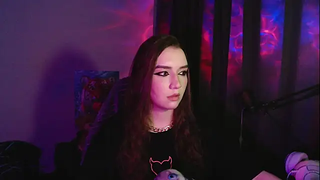 Celia Sensual  online show from April 13, 7:25 pm