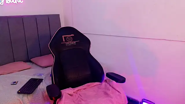 KVAS TAY1 online show from March 18, 3:06 pm