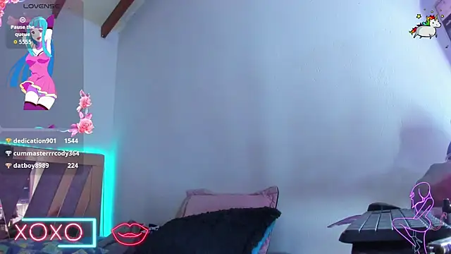 SkyeGabbyRose online show from March 23, 10:43 am