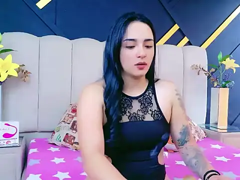 IsadoraSmit online show from April 25, 1:03 pm