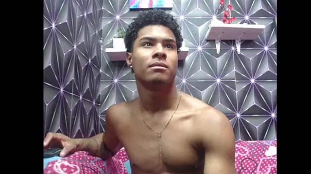 Candykss online show from May 11, 8:28 pm