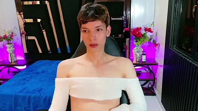 Stefany PiInk online show from April 16, 12:16 pm