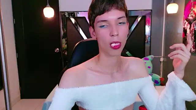 Stefany PiInk online show from April 23, 8:11 pm