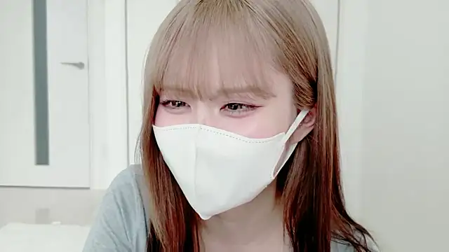 mia-chan2 online show from June 28, 7:04 am