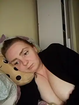 Bella-Monroe online show from April 19, 6:10 pm