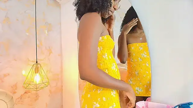 brianaduque online show from April 6, 8:54 pm