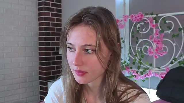 RubieHeiser online show from April 12, 9:45 am