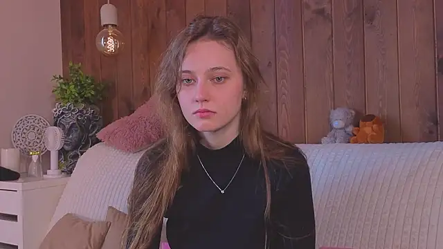 RubieHeiser online show from March 29, 10:14 am