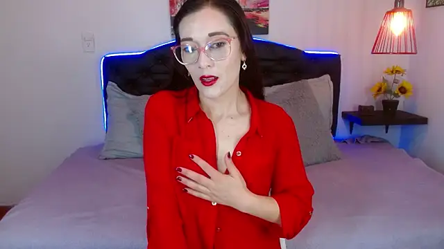 Mylu xx online show from April 8, 1:35 pm