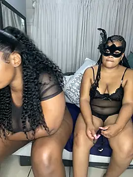 Missyellow online show from March 10, 7:51 pm