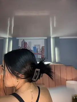 Bella-Ferrer online show from April 9, 6:13 pm