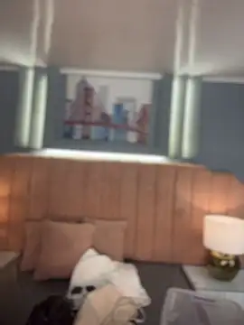 Bella-Ferrer online show from April 10, 6:25 pm