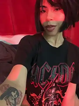 MiaReidd online show from May 3, 10:29 am
