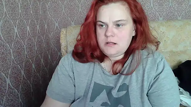 DollyGersonn online show from April 7, 5:53 am