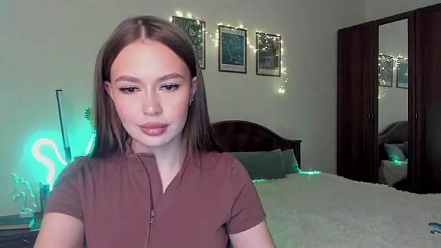 kittiangel00 online show from March 12, 2:31 pm