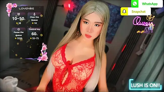 xBigSurpriseLorainex online show from May 15, 4:54 pm