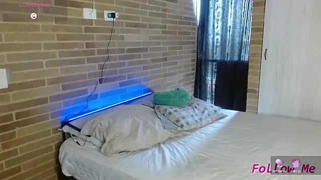 sweet-little online show from March 28, 2:49 pm