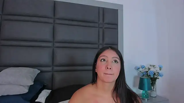 AmaranttayLunay online show from April 1, 2:58 pm