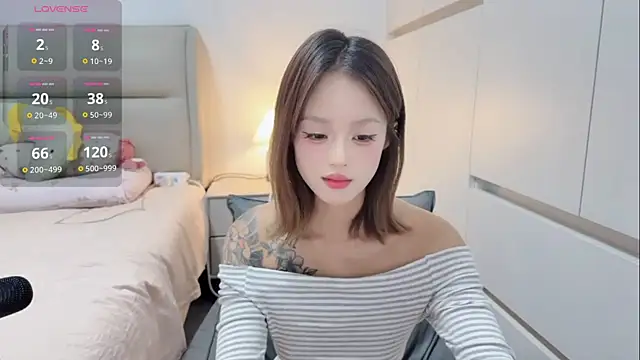 Yni77 online show from April 27, 2:47 pm