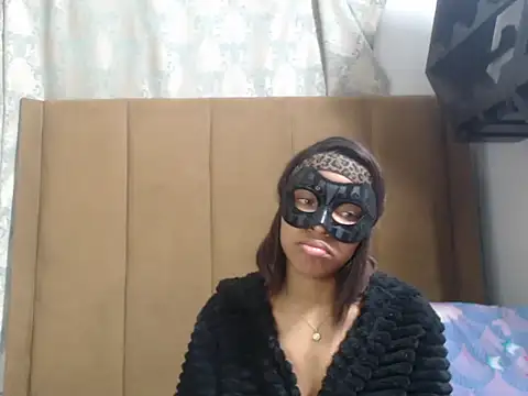 NickyCozyxx17 online show from March 11, 4:53 pm