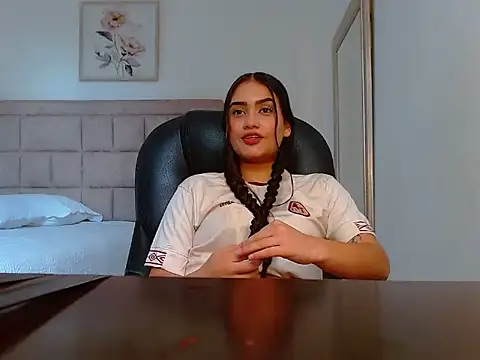 ZoeGoldxox online show from March 23, 8:48 pm