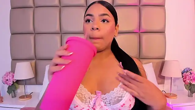 lilly williamss online show from April 20, 2:58 am