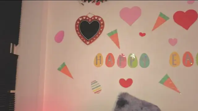 PaulaCutexs online show from March 29, 3:05 am