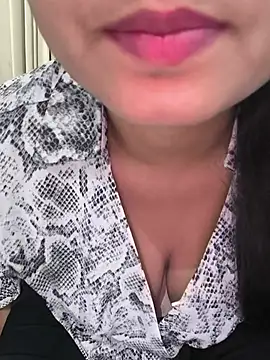 Jesmin khan01 online show from June 15, 2:17 pm