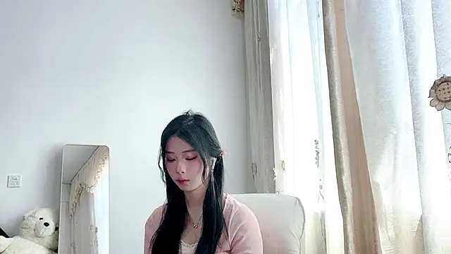 yiyibaby2026 online show from May 16, 2:58 am