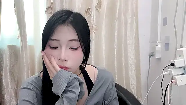 yiyibaby2026 online show from March 25, 8:50 am