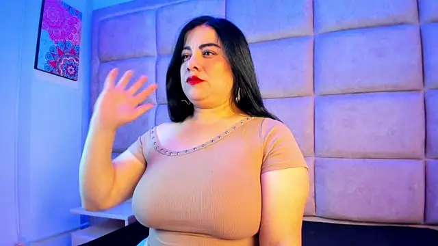 Emilyy Moon  online show from May 23, 2:54 am