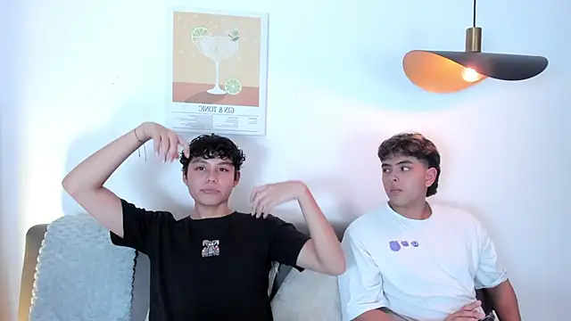 Nathanbelll online show from May 23, 8:18 pm