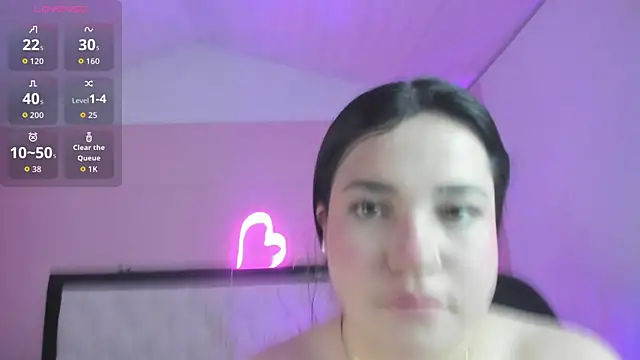 Julieth Caandy online show from June 10, 11:42 am