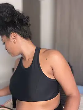 karlymonroe online show from March 25, 10:56 pm