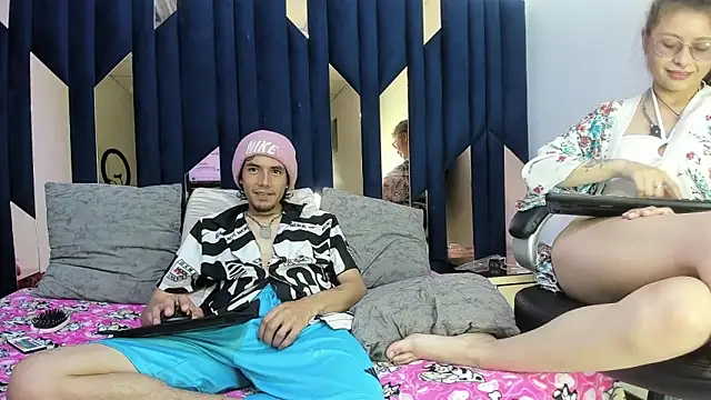 KikyoAndDrey online show from April 17, 9:50 pm