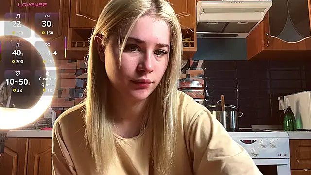 ivygenesis online show from April 10, 8:09 am