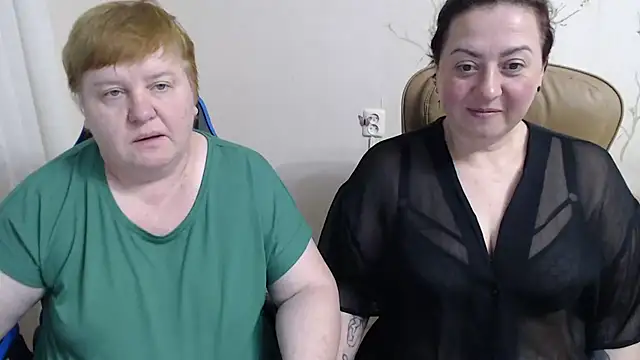 Lindy-Jeanie online show from April 15, 6:19 pm