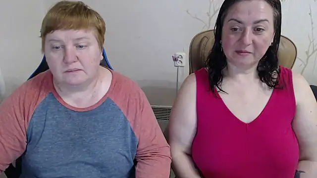 Lindy-Jeanie online show from April 5, 7:13 pm