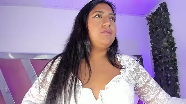 DestiinyBlack online show from May 11, 4:04 pm