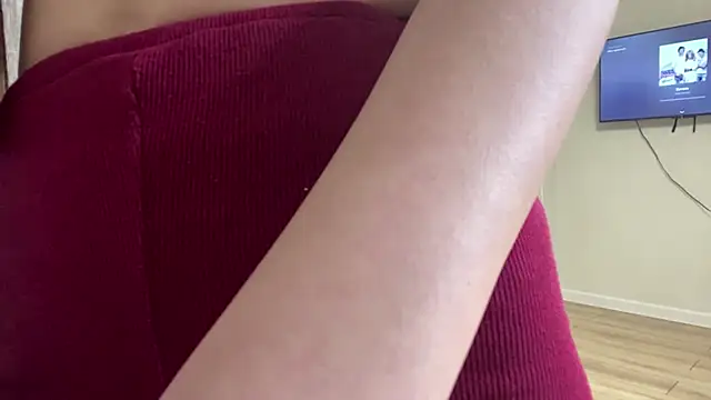 Liabae online show from April 17, 9:50 pm