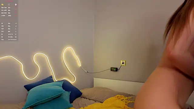 Emma dream  online show from May 1, 1:09 am