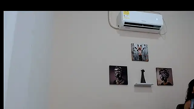 katywild20 online show from April 5, 8:19 pm