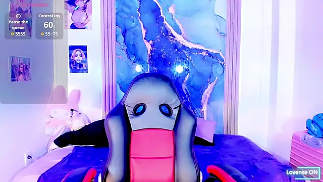 blonde queen- online show from June 4, 7:40 pm