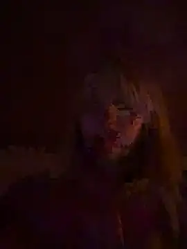 KiraDiva777 online show from March 14, 5:47 pm