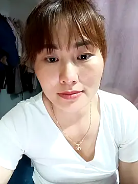 Lucxy-ki6 online show from March 27, 12:17 pm