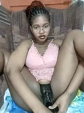 Hotsexyberry222 online show from April 16, 5:56 pm