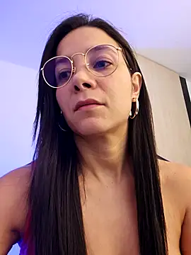 miaeyex online show from April 19, 9:06 pm